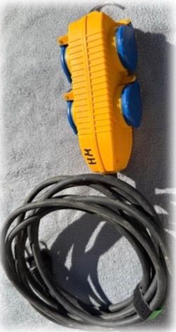 Schuko-Verteiler mit Anschlusskabel